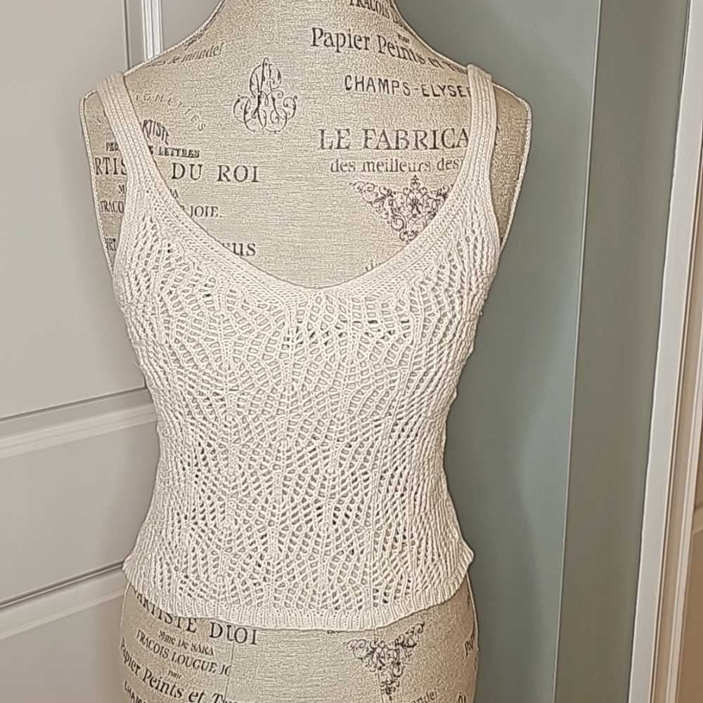 Freshman 1996 Cream Crocheted Cropped Tank Top - Size Medium - Picture 2 of 6
